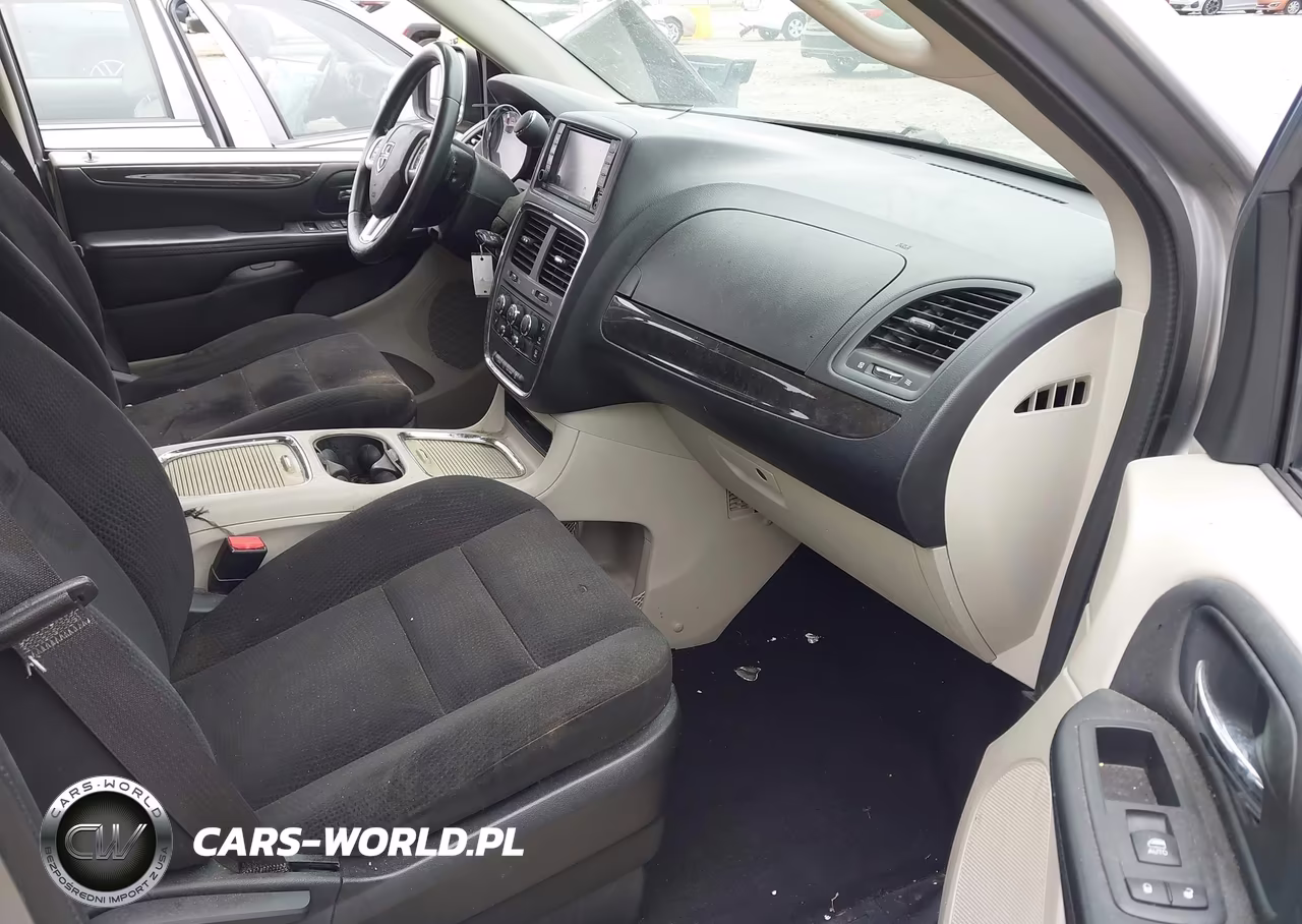 2016 Dodge Grand Caravan Sxt VIN:2C4RDGCG5GR317611 - 5