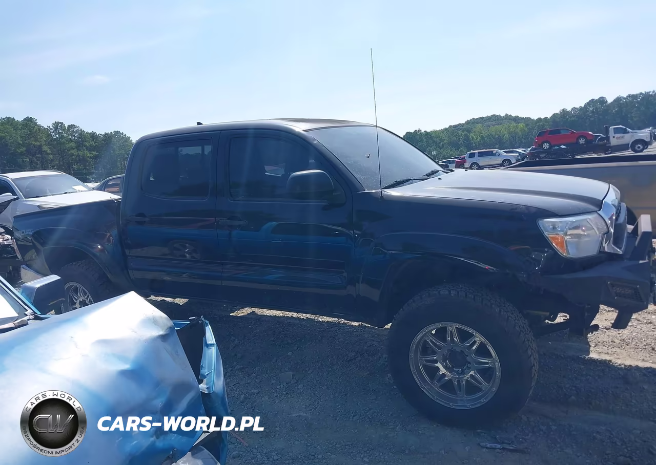 2012 Toyota Tacoma Base V6 VIN:3TMLU4EN2CM100695 - 13