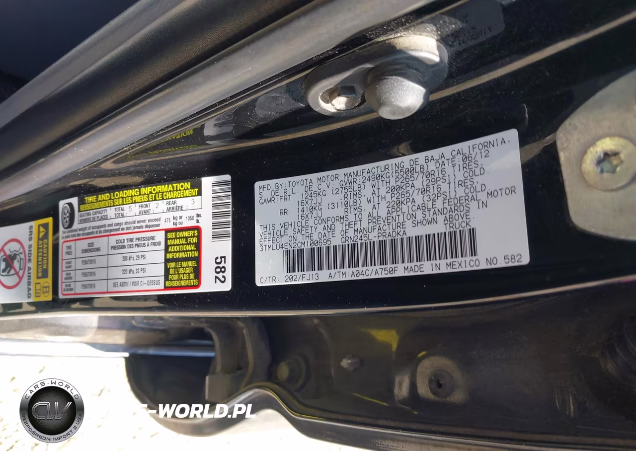 2012 Toyota Tacoma Base V6 VIN:3TMLU4EN2CM100695 - 9
