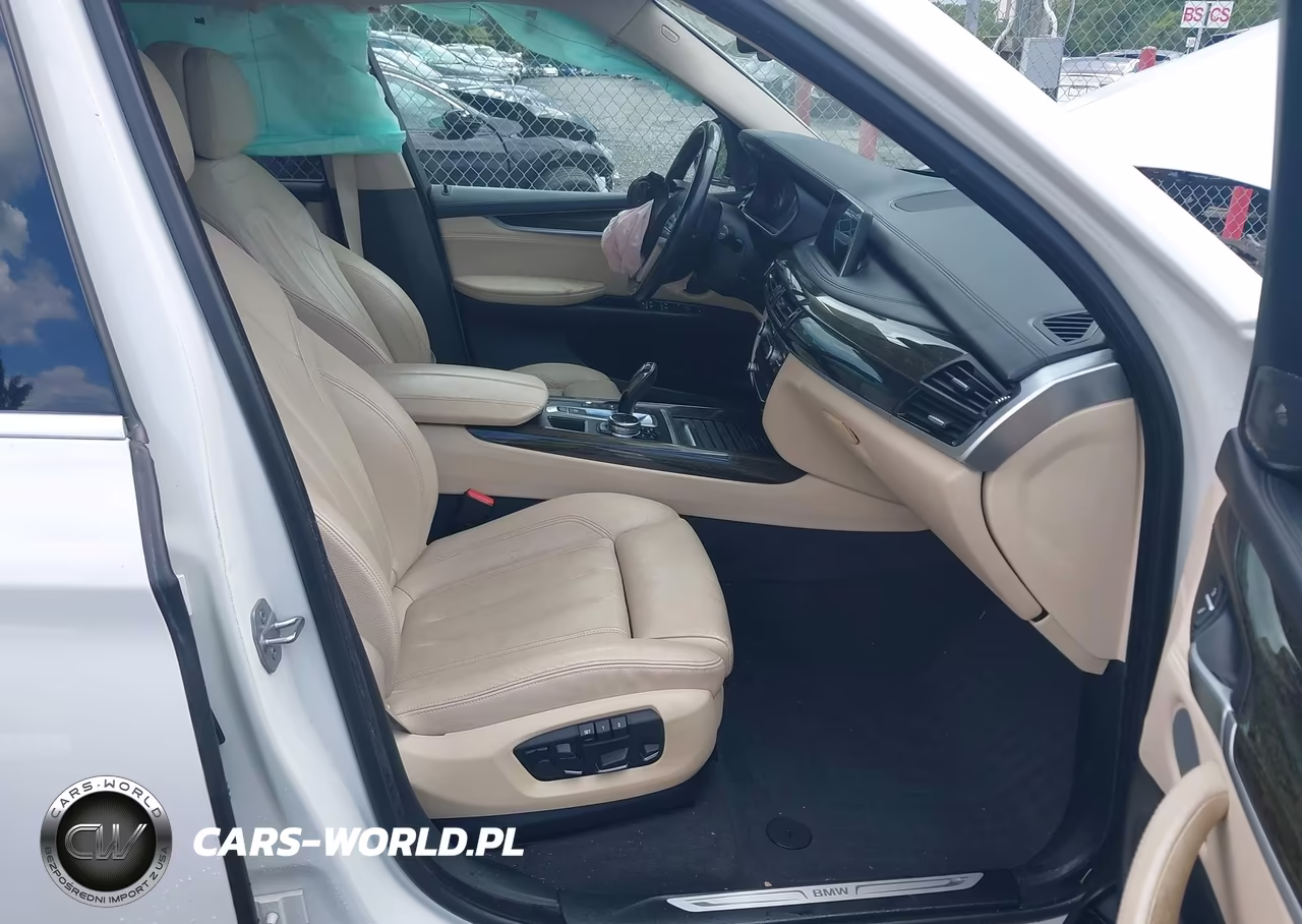 2016 BMW X5 xDrive50I VIN:5UXKR6C58G0J82385 - 5