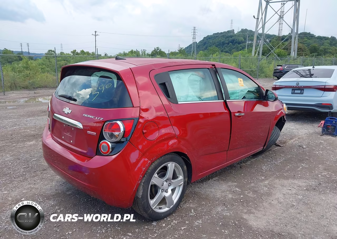 2014 Chevrolet Sonic Ltz Auto VIN:1G1JE6SB6E4143907 - 4