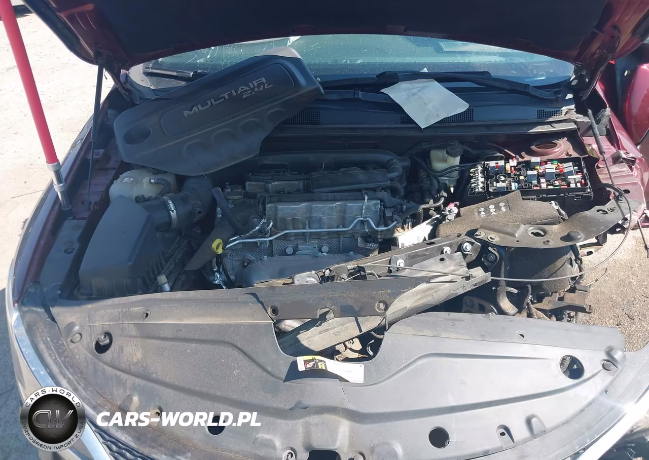 2015 Chrysler 200 Limited VIN:1C3CCCABXFN538825 - 10