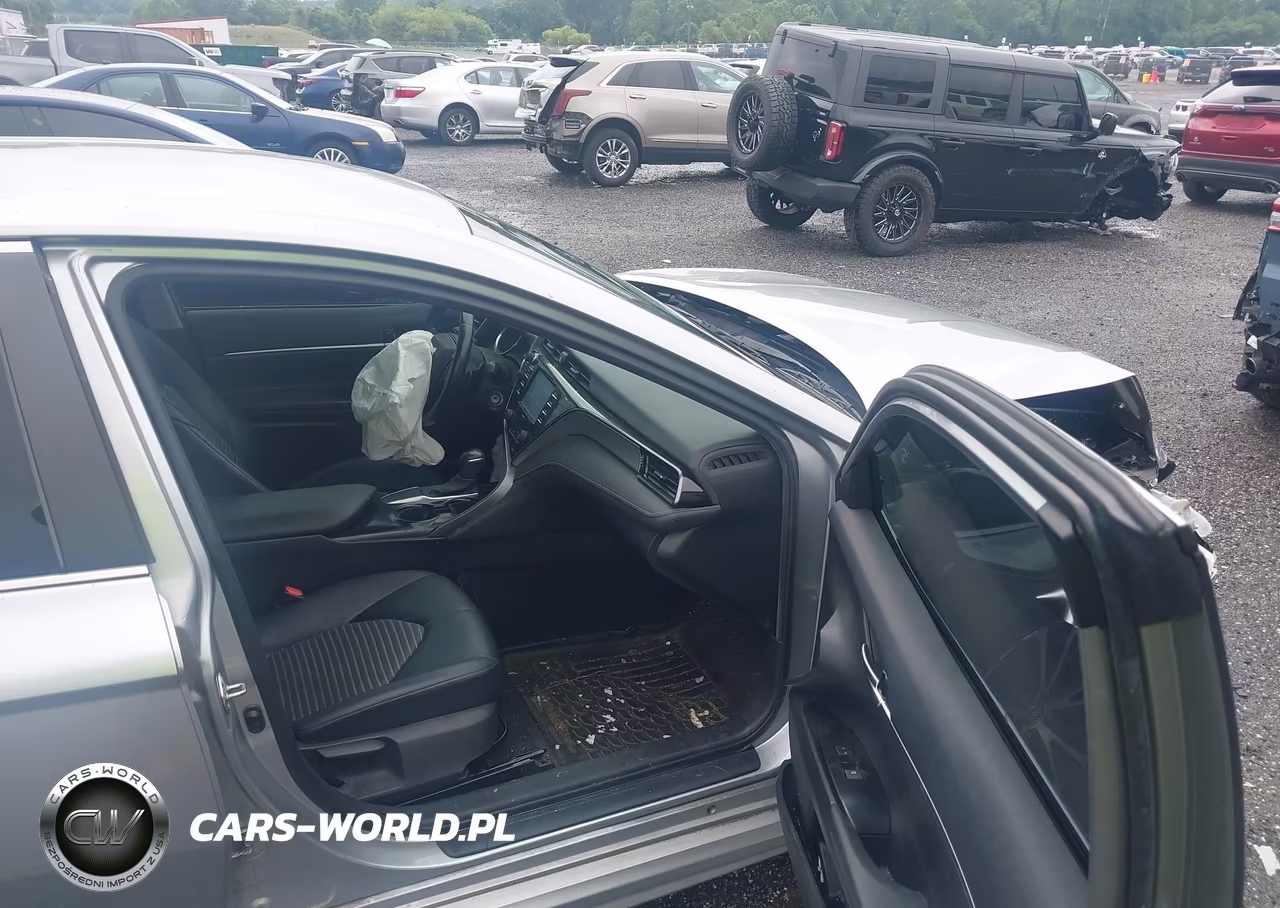 2020 Toyota Camry Se VIN:4T1G11AK7LU904258 - 5