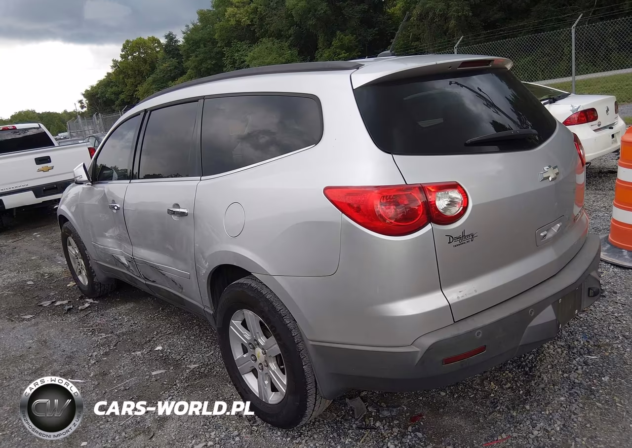 2010 Chevrolet Traverse Lt VIN:1GNLRFED7AS152307 - 3