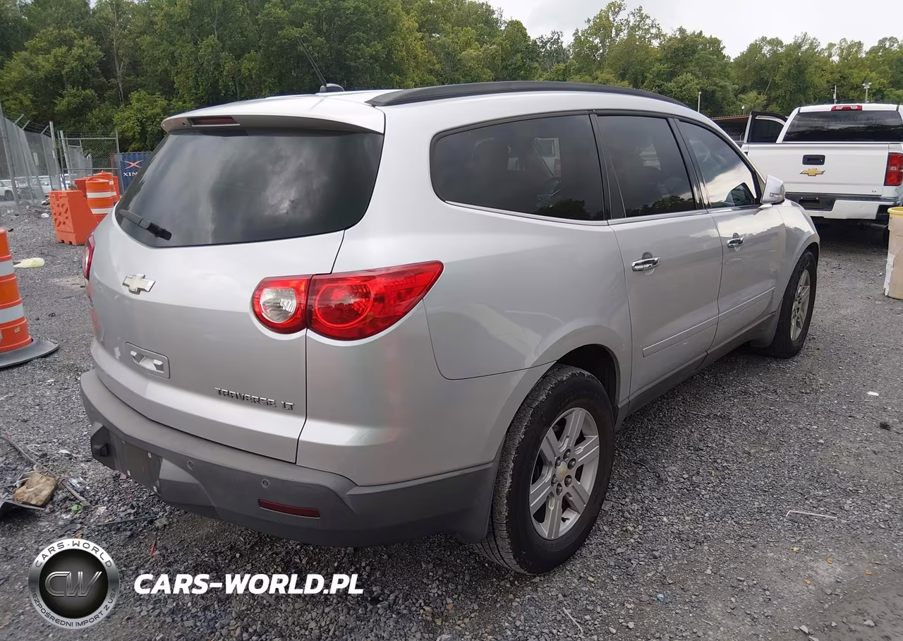 2010 Chevrolet Traverse Lt VIN:1GNLRFED7AS152307 - 4