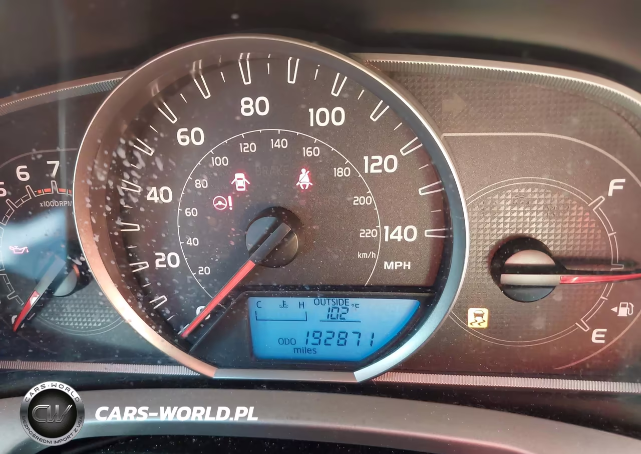 2015 Toyota Rav4 Le VIN:JTMZFREV9FJ044676 - 7