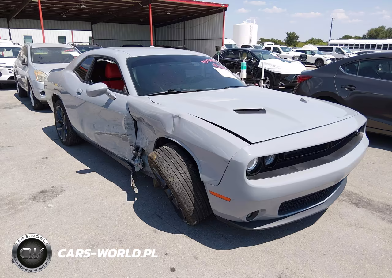 2021 Dodge Challenger Sxt