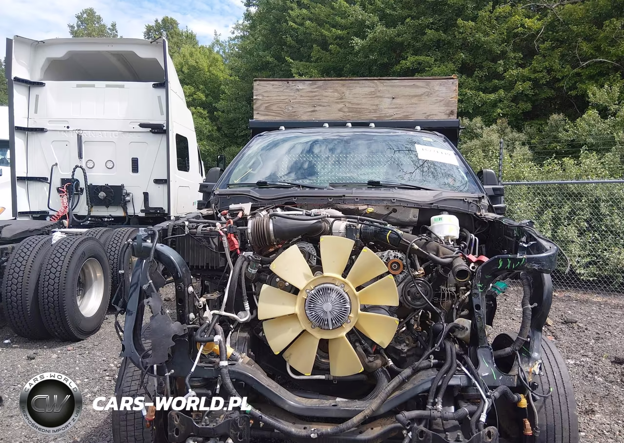 2020 Ford F-550 Chassis Xl VIN:1FDUF5HT5LDA03853 - 13
