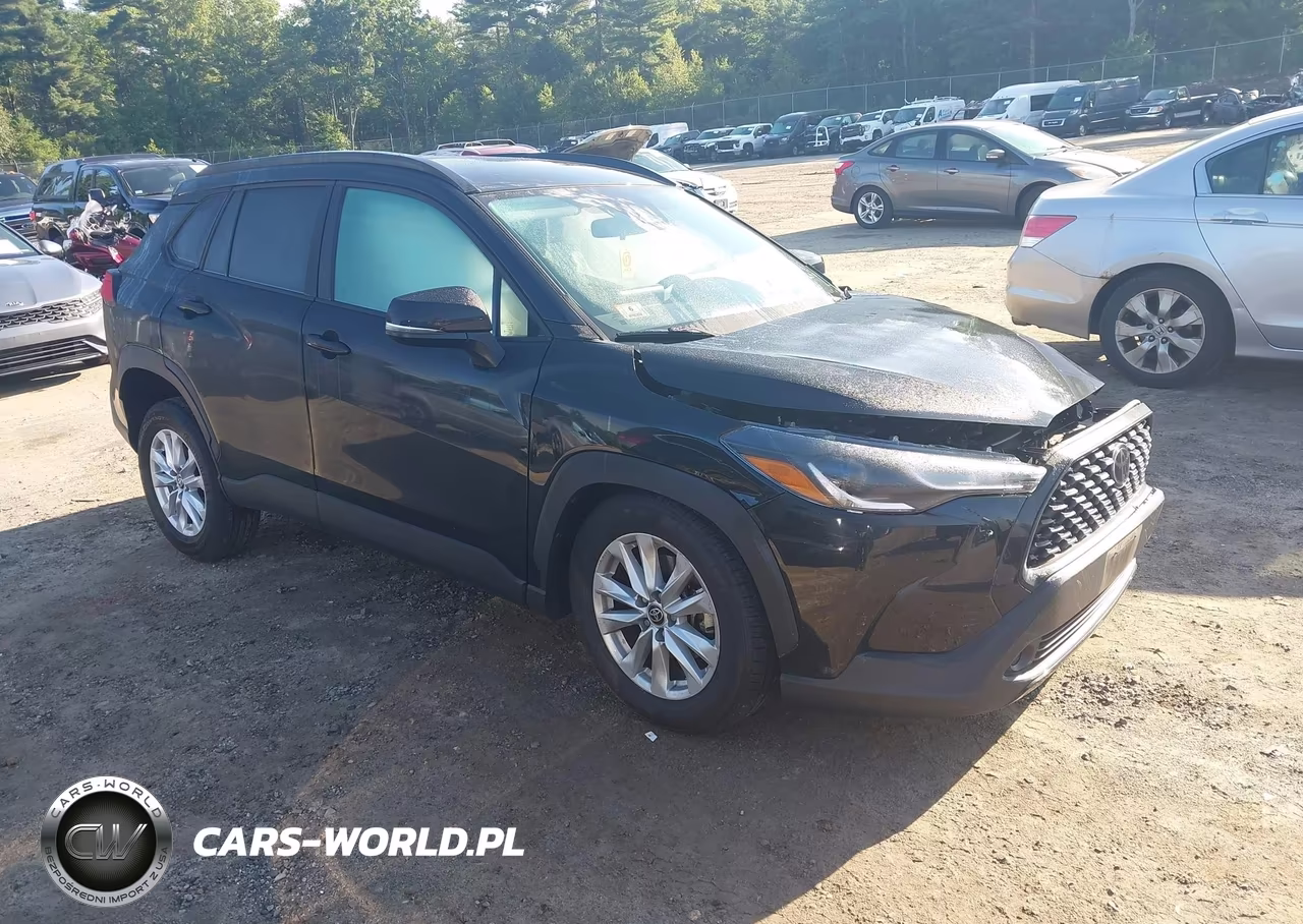 2023 Toyota Corolla Cross Le VIN:7MUCAABG6PV047718 - 1