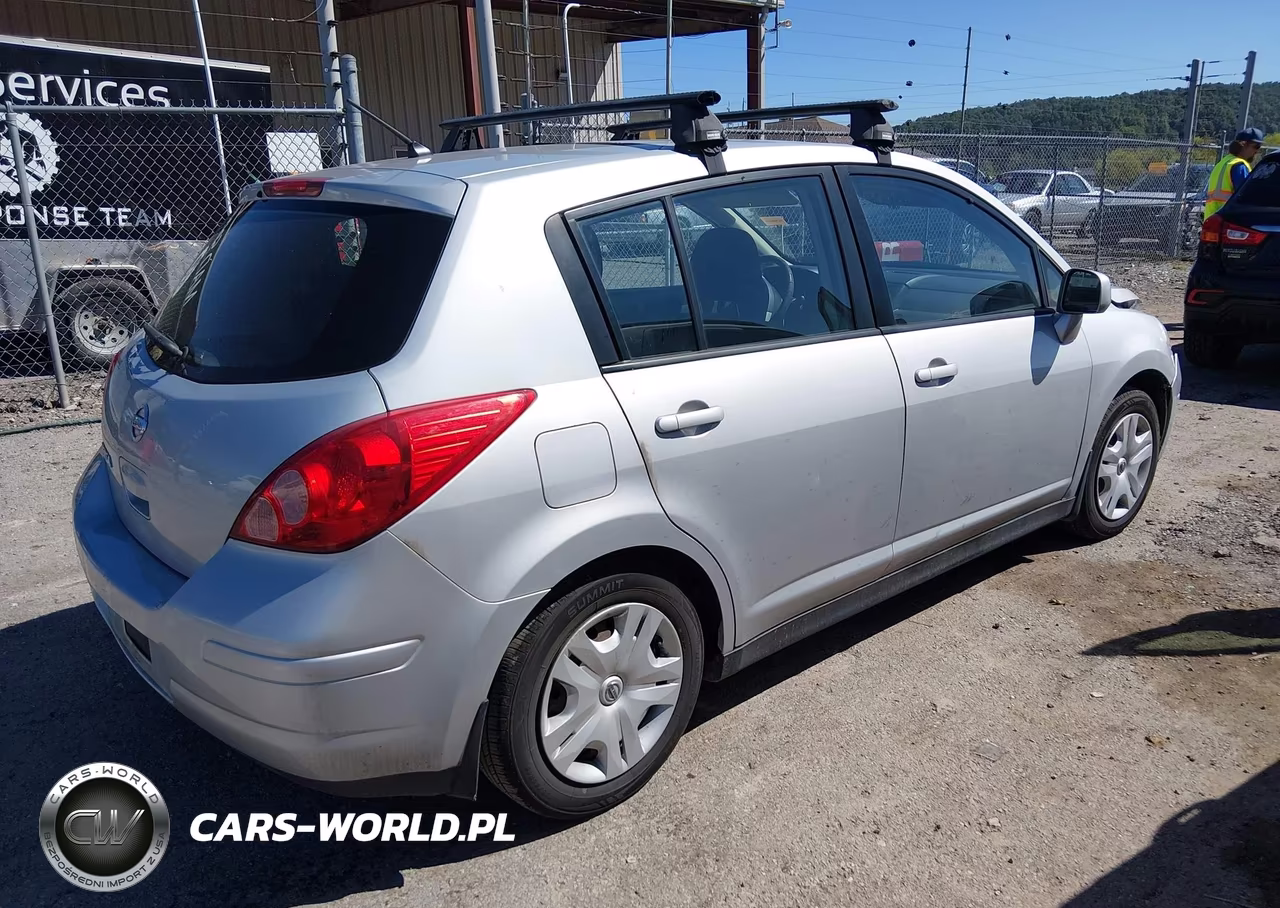 2010 Nissan Versa 1.8S VIN:3N1BC1CP5AL459501 - 4
