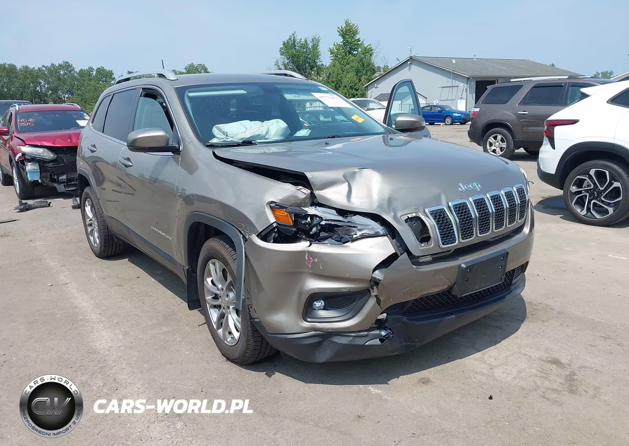 2019 Jeep Cherokee Latitude Plus Fwd VIN:1C4PJLLXXKD243588 - 6