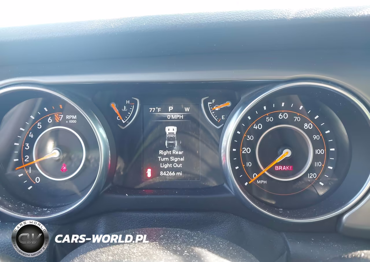 2018 Jeep Wrangler Unlimited Sport S 4X4 VIN:1C4HJXDG8JW177832 - 7