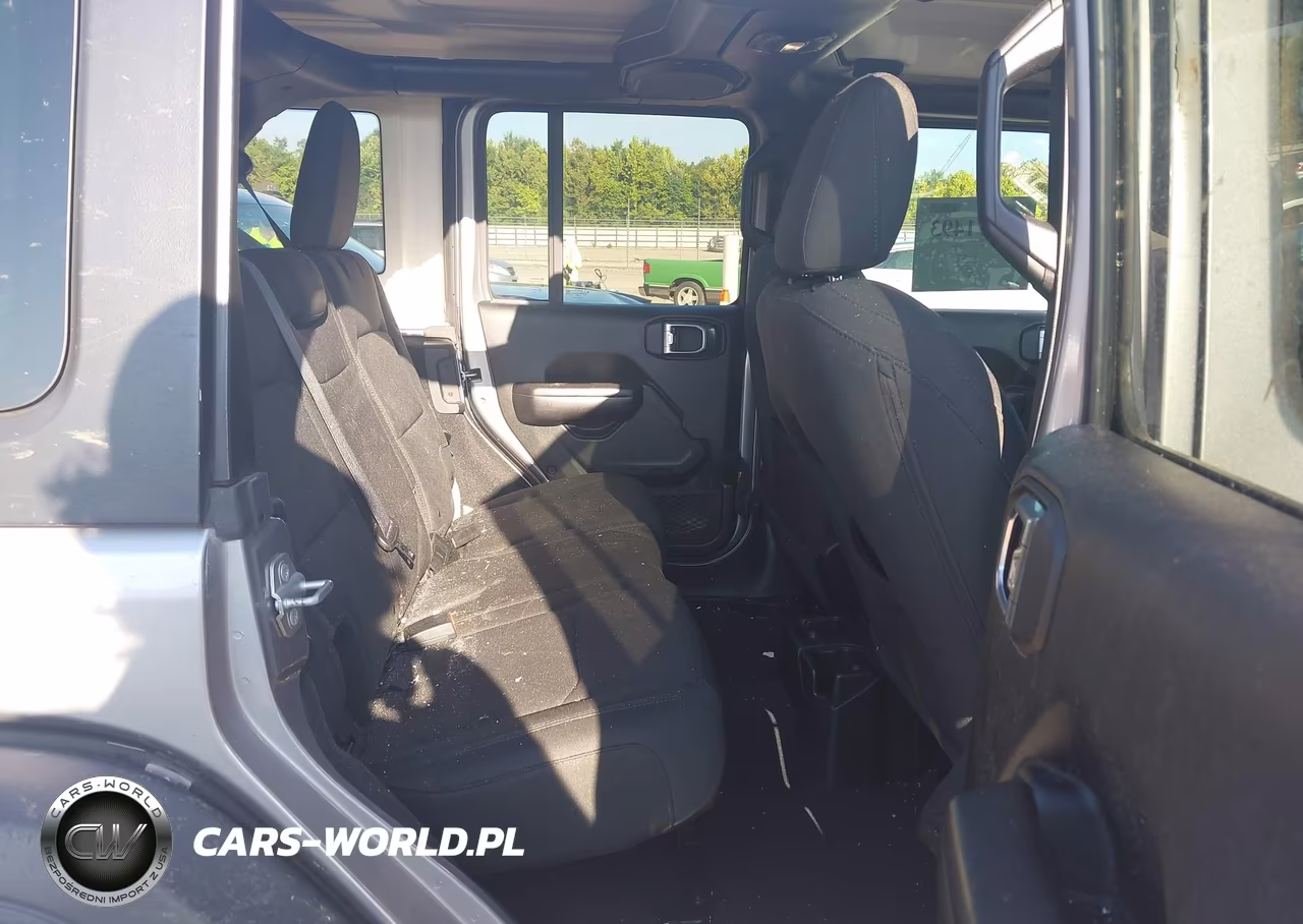 2018 Jeep Wrangler Unlimited Sport S 4X4 VIN:1C4HJXDG8JW177832 - 8