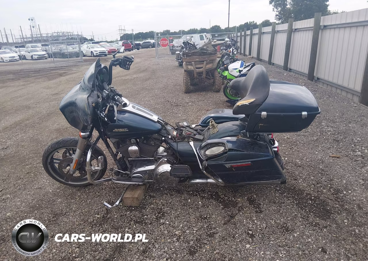2016 Harley-Davidson Flhxs Street Glide Special VIN:1HD1KRM38GB626352 - 13