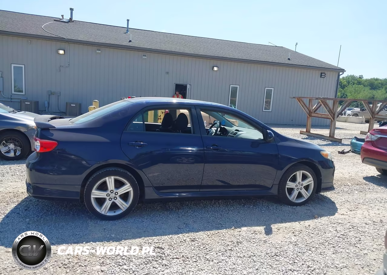 2013 Toyota Corolla S VIN:2T1BU4EE3DC988959 - 13