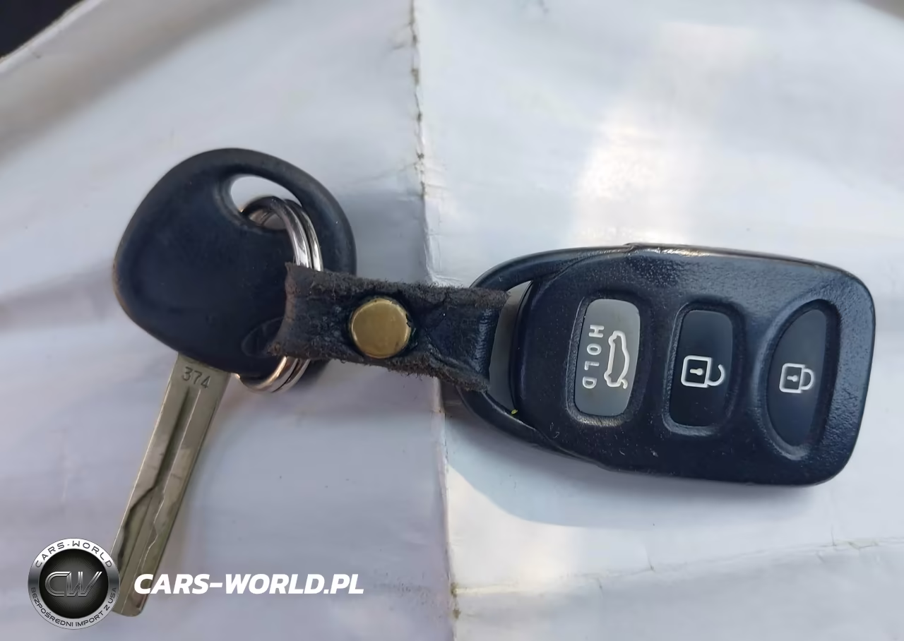 2010 Hyundai Elantra Touring Se VIN:KMHDC8AE1AU064572 - 11