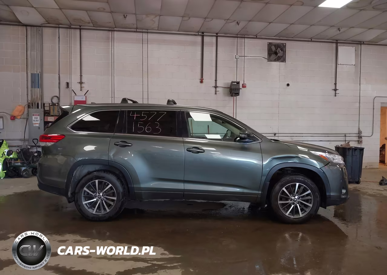 2017 Toyota Highlander Xle VIN:5TDJZRFH9HS405939 - 13