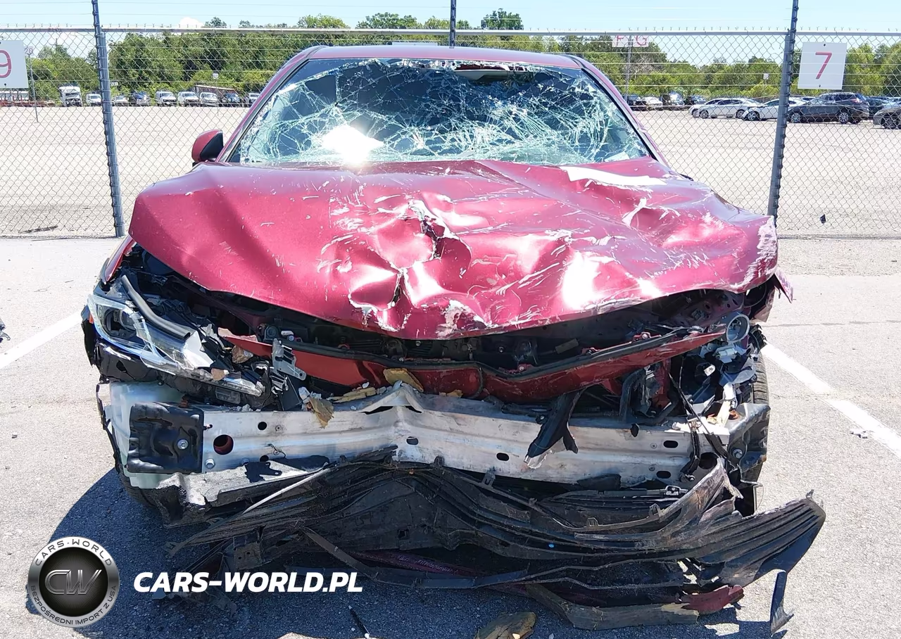 2018 Toyota Camry Le VIN:4T1B11HK7JU520610 - 6