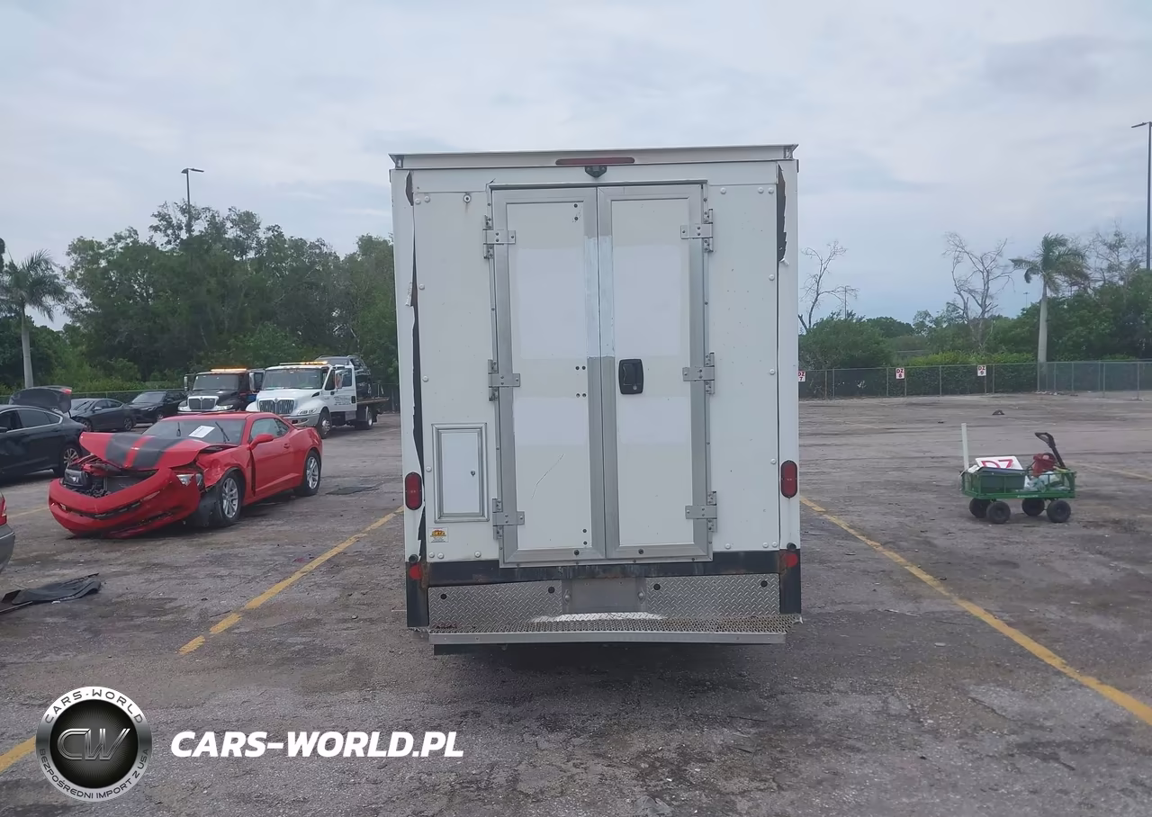 2019 Chevrolet Express Cutaway 4500 VIN:1GB0GRFGXK1276658 - 15