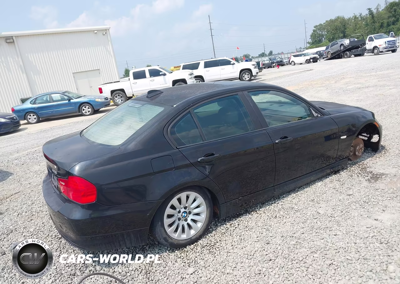 2009 BMW 328I VIN:WBAPH77529NL82174 - 4