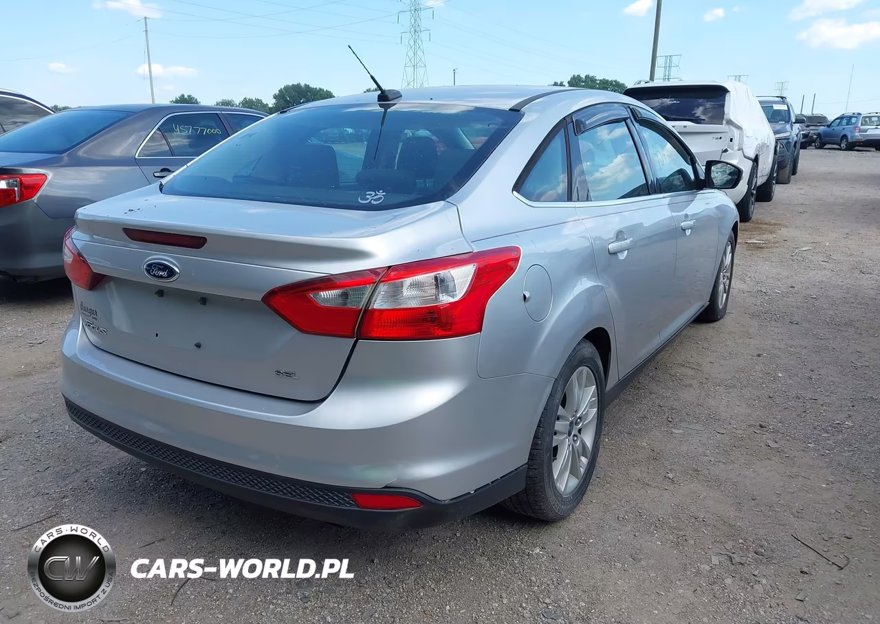 2012 Ford Focus Sel VIN:1FAHP3H23CL337678 - 4
