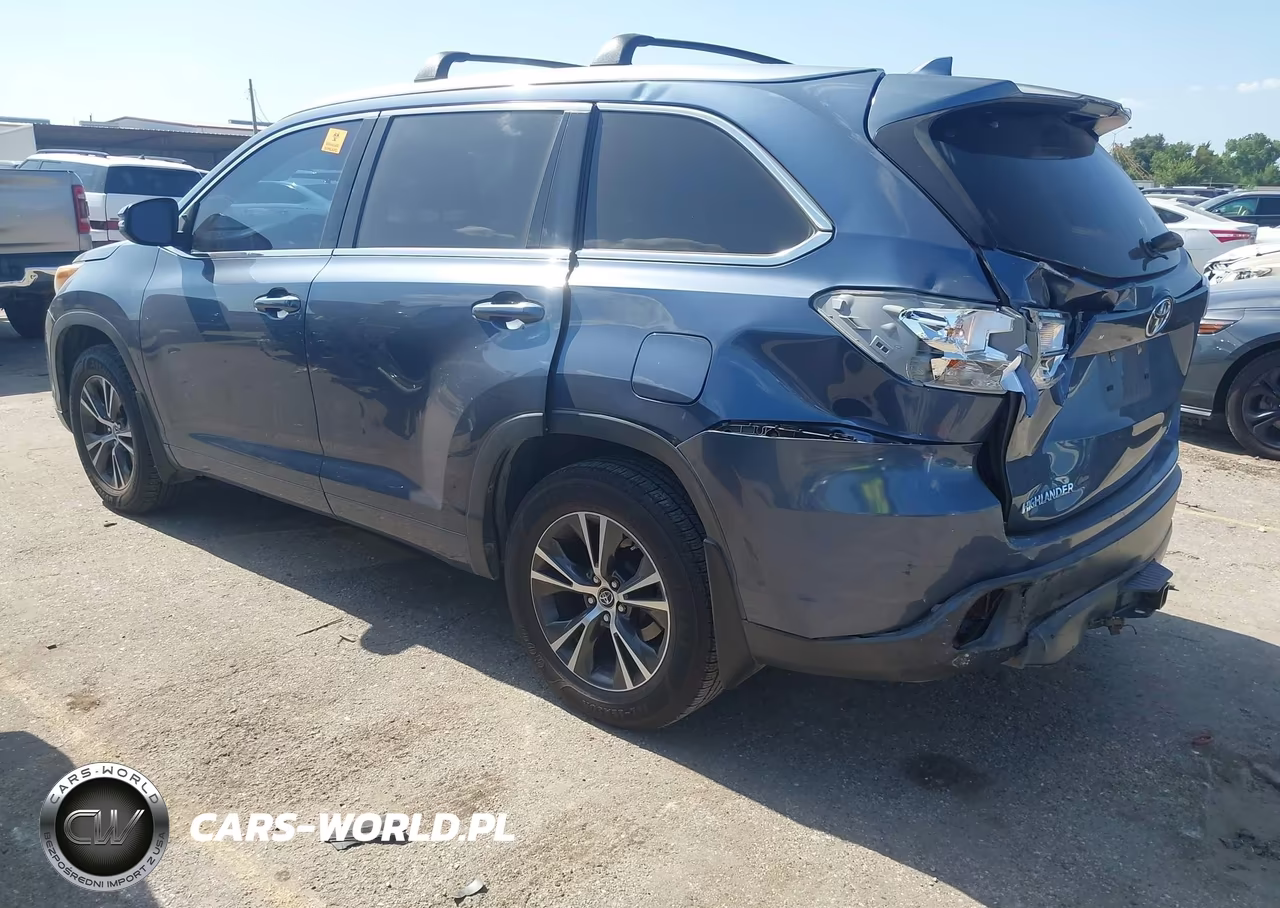 2016 Toyota Highlander Xle V6 VIN:5TDJKRFH2GS250766 - 3
