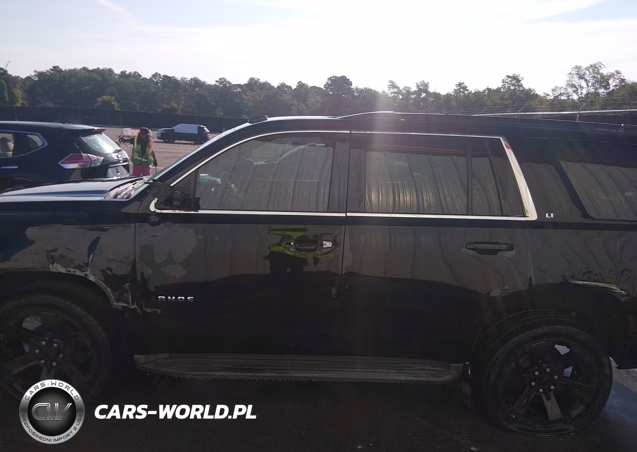2015 Chevrolet Tahoe Lt VIN:1GNSKBKC3FR251645 - 14