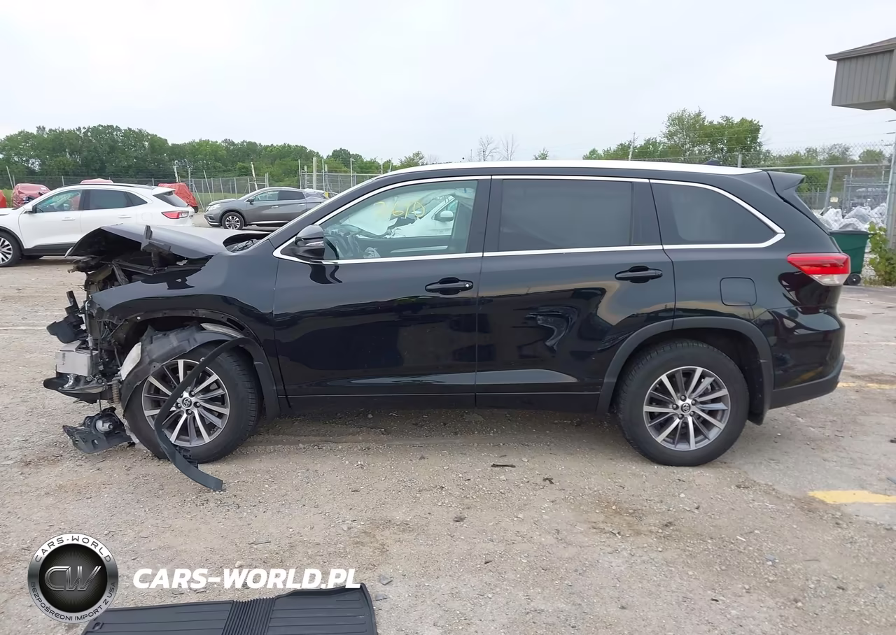 2017 Toyota Highlander Xle VIN:5TDJZRFH8HS465162 - 14