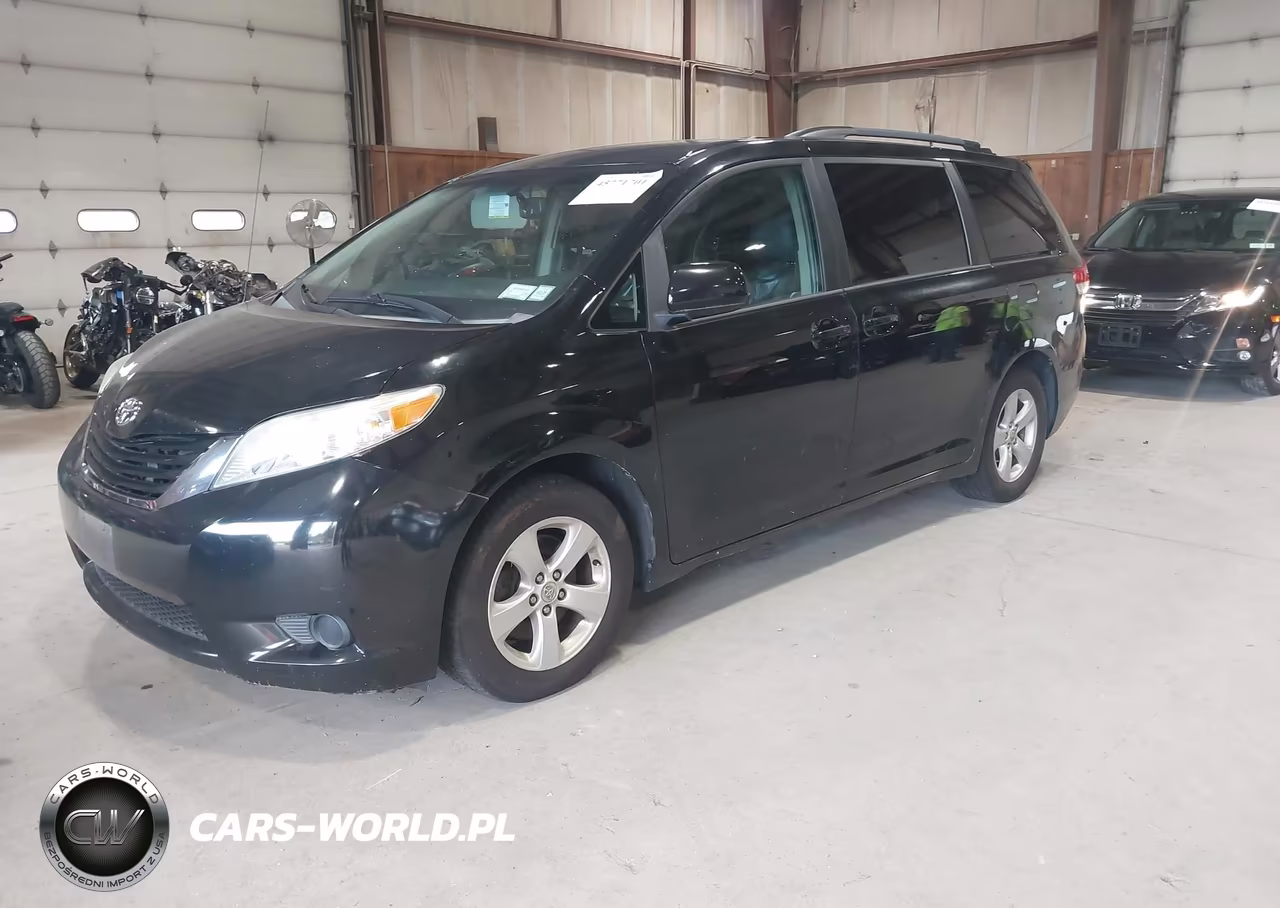 2014 Toyota Sienna Le V6 8 Passenger VIN:5TDKK3DC6ES420729 - 2