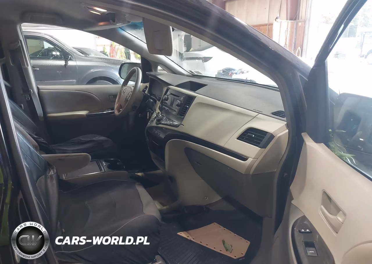 2014 Toyota Sienna Le V6 8 Passenger VIN:5TDKK3DC6ES420729 - 5