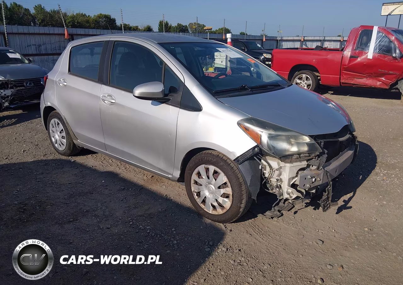 2015 Toyota Yaris L