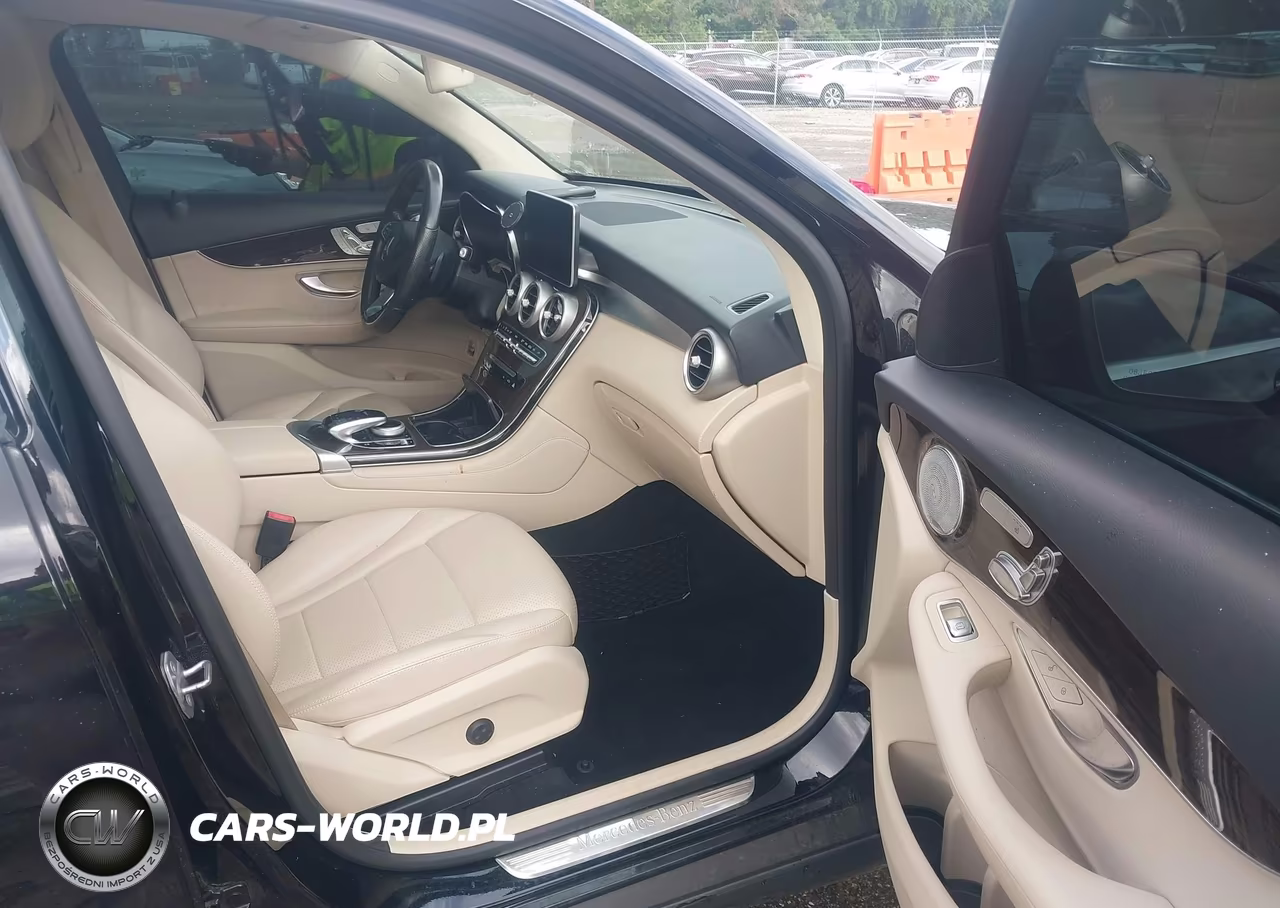 2018 Mercedes-Benz Glc 300 4Matic VIN:WDC0G4KB6JV074894 - 5