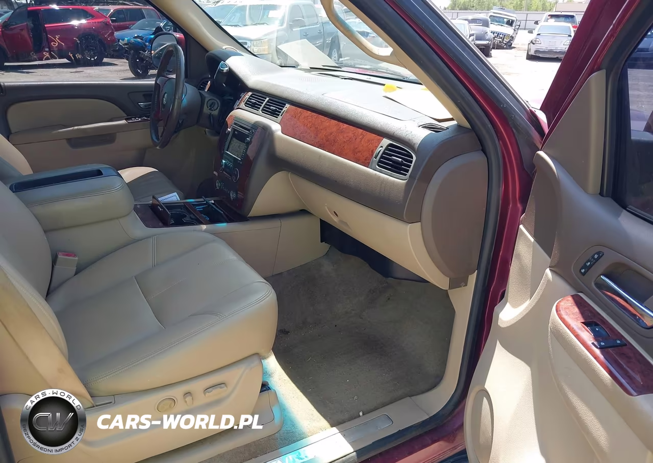 2010 Chevrolet Tahoe Ltz VIN:1GNUKCE06AR150317 - 5