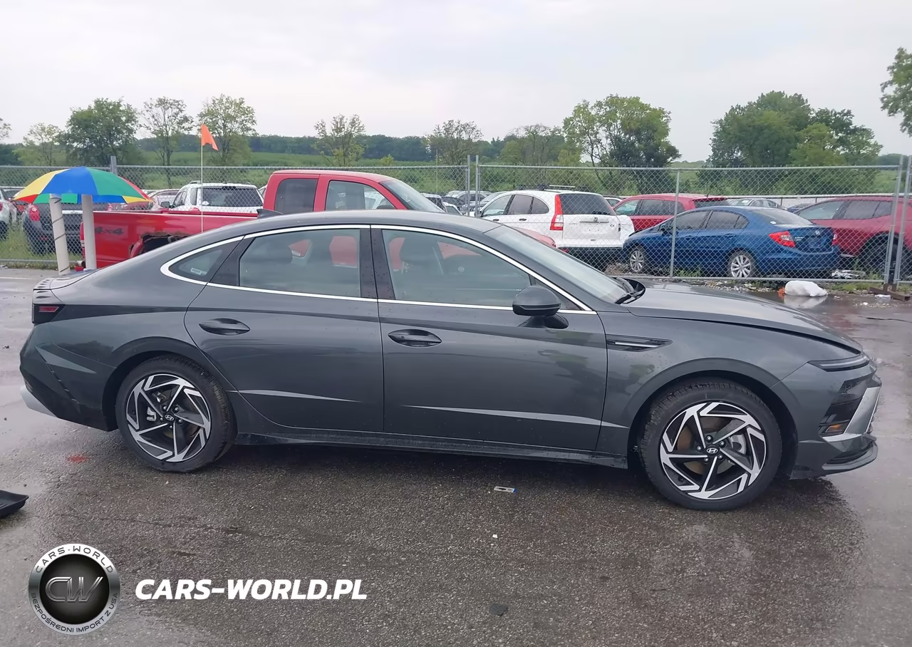 2026 Hyundai Sonata Sel Sport VIN:KMHL64JA7TA571392 - 13