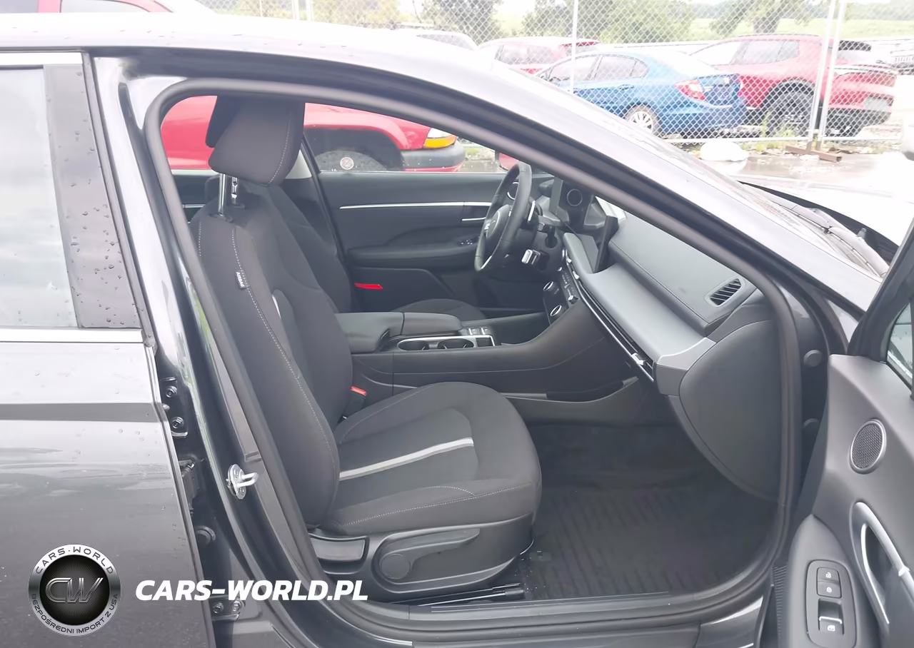 2026 Hyundai Sonata Sel Sport VIN:KMHL64JA7TA571392 - 5