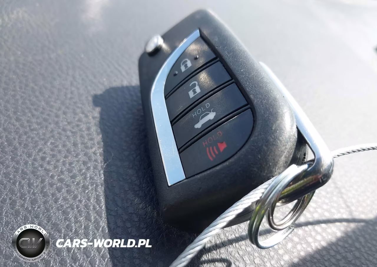2019 Toyota Camry Le VIN:4T1B11HK2KU167338 - 11