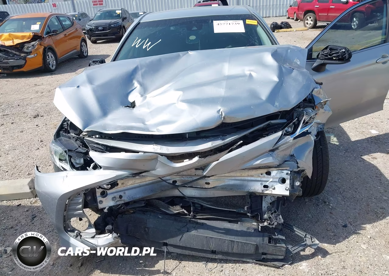 2019 Toyota Camry Le VIN:4T1B11HK2KU167338 - 6