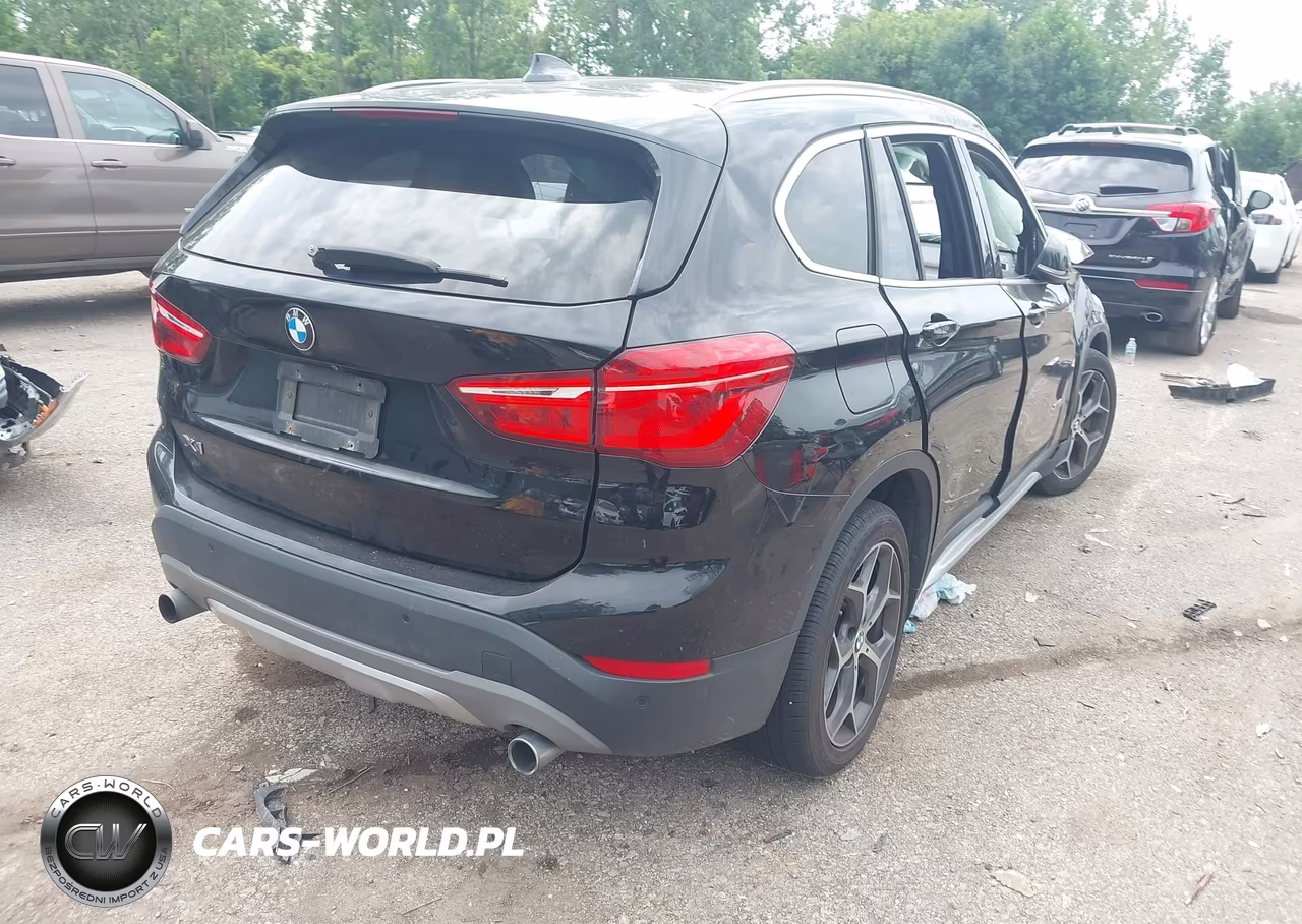 2017 BMW X1 xDrive28I VIN:WBXHT3Z31H4A55320 - 4