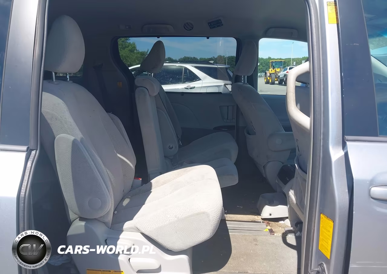 2013 Toyota Sienna Le V6 8 Passenger VIN:5TDKK3DC9DS323815 - 8