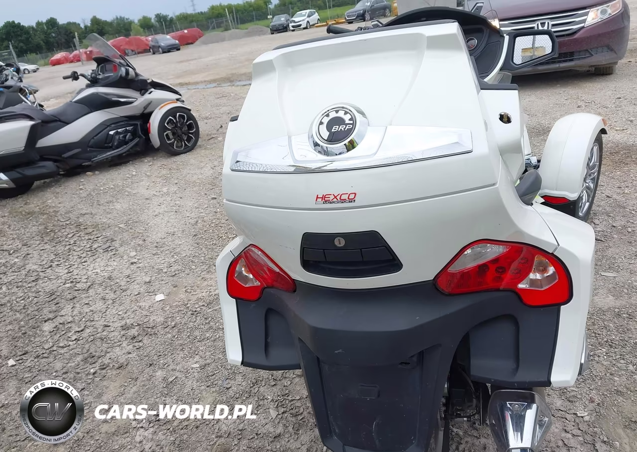 2012 Can-Am Spyder Roadster Rt-Ltd VIN:2BXJBDC19CV000719 - 6