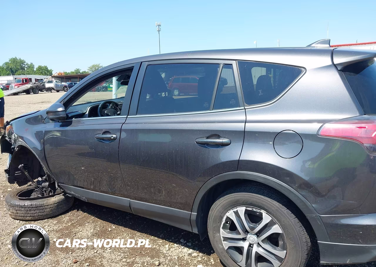 2017 Toyota Rav4 Le VIN:JTMZFREV0HJ142434 - 13