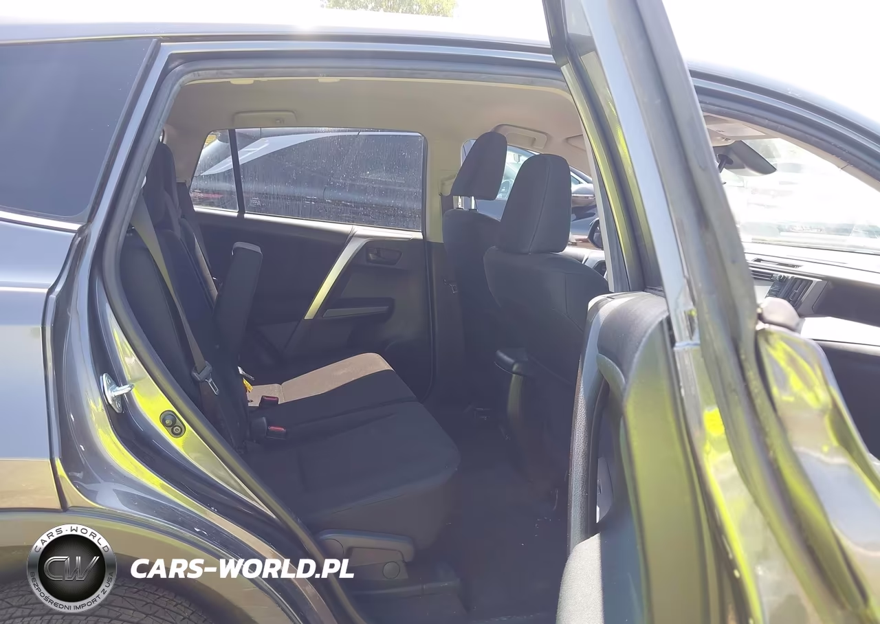2017 Toyota Rav4 Le VIN:JTMZFREV0HJ142434 - 8