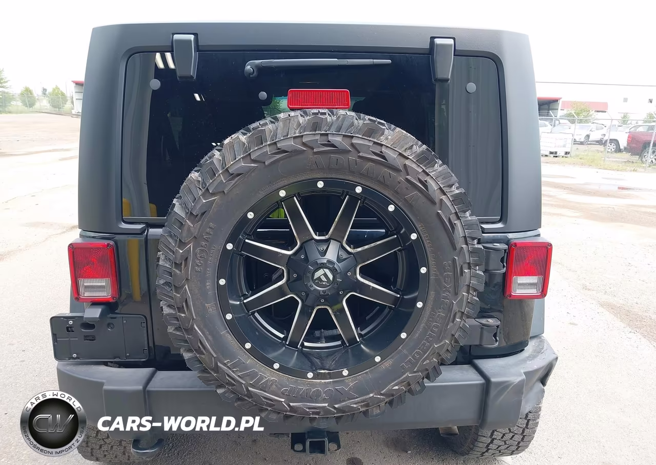 2016 Jeep Wrangler Unlimited Sport VIN:1C4BJWDG5GL243442 - 16