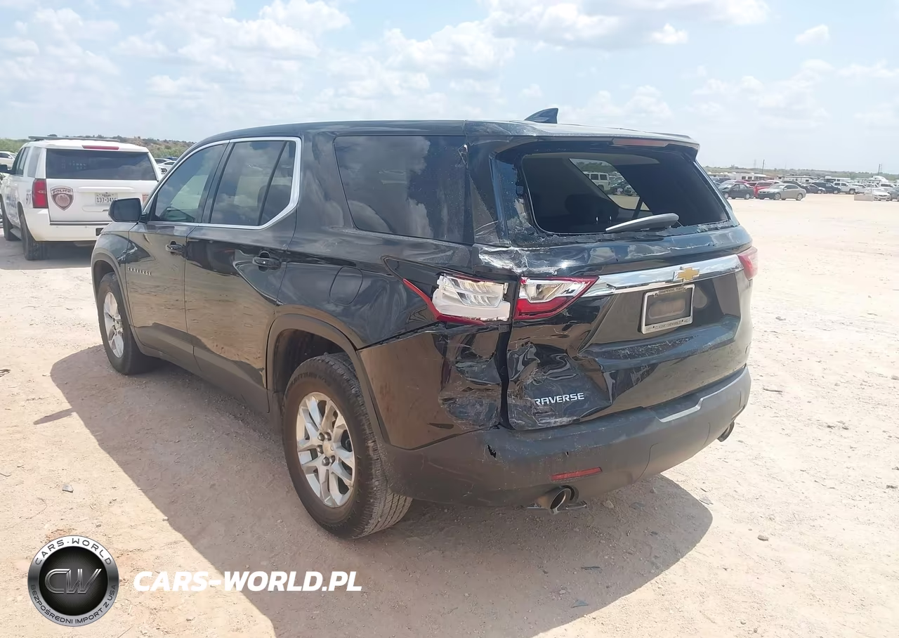 2019 Chevrolet Traverse Ls VIN:1GNERFKW5KJ168804 - 3