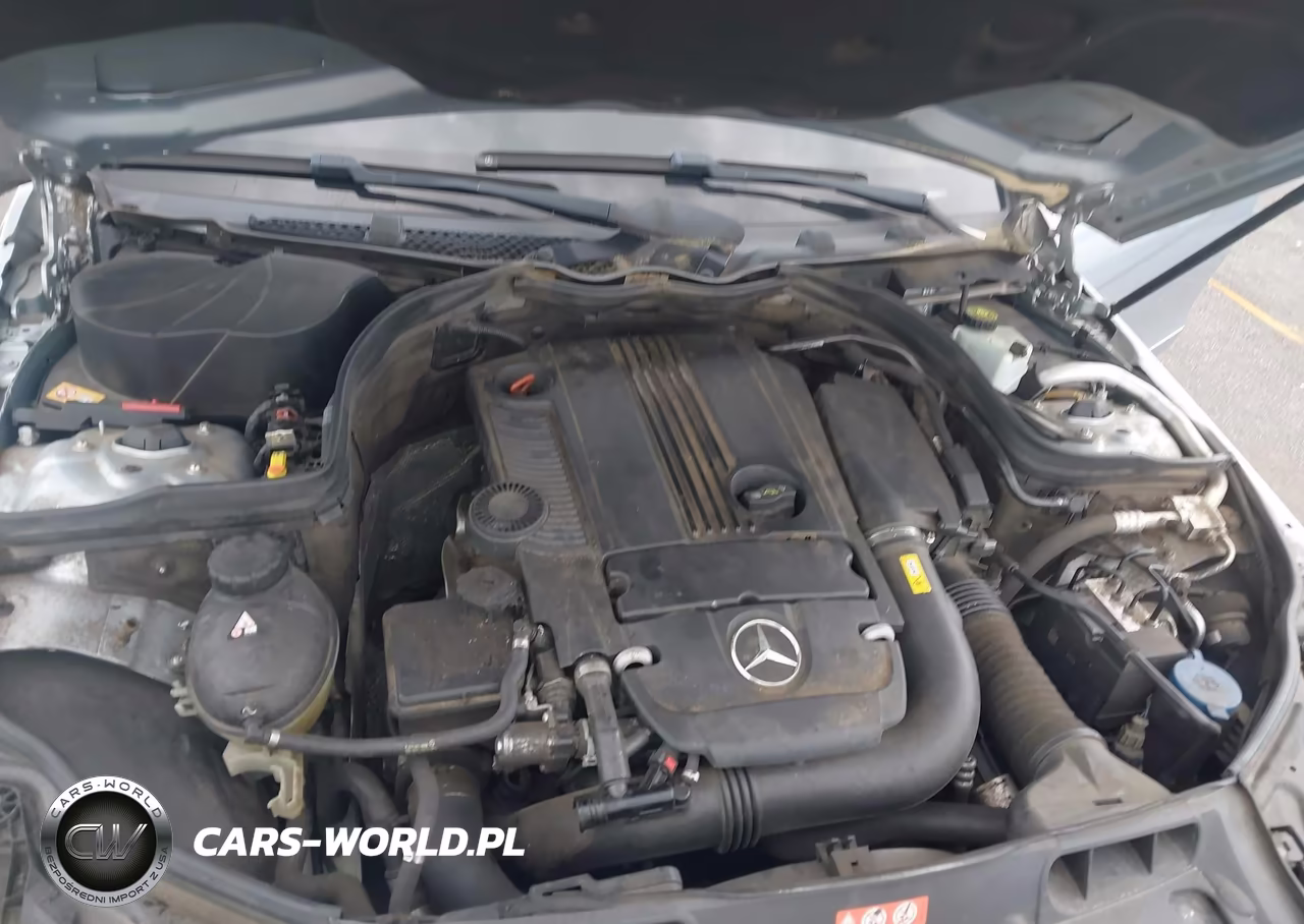 2014 Mercedes-Benz C 250 Sport VIN:WDDGF4HB1EG211321 - 10