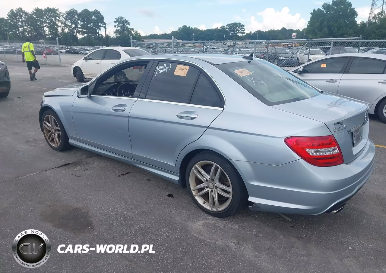 2014 Mercedes-Benz C 250 Sport VIN:WDDGF4HB1EG211321 - 3