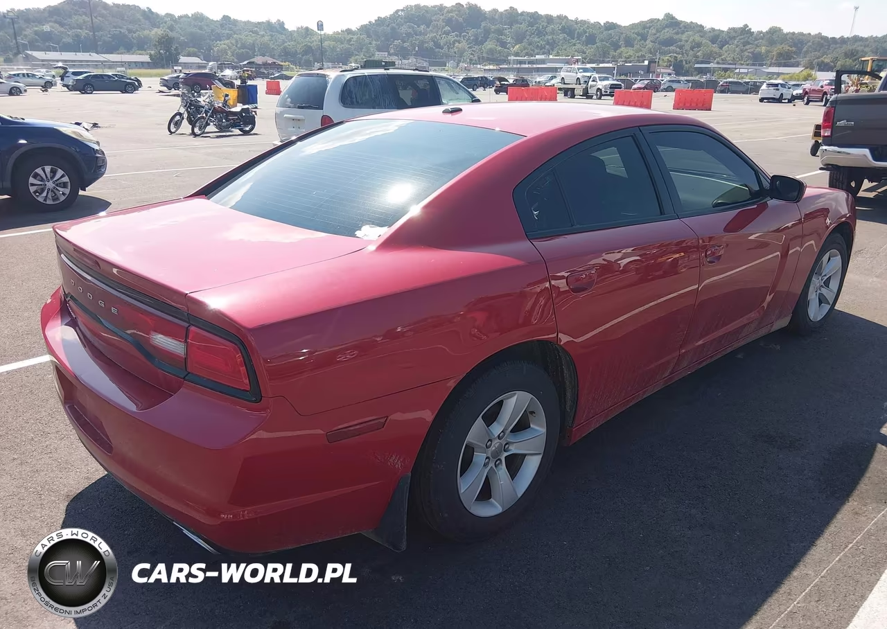 2012 Dodge Charger Se VIN:2C3CDXBG9CH260258 - 4