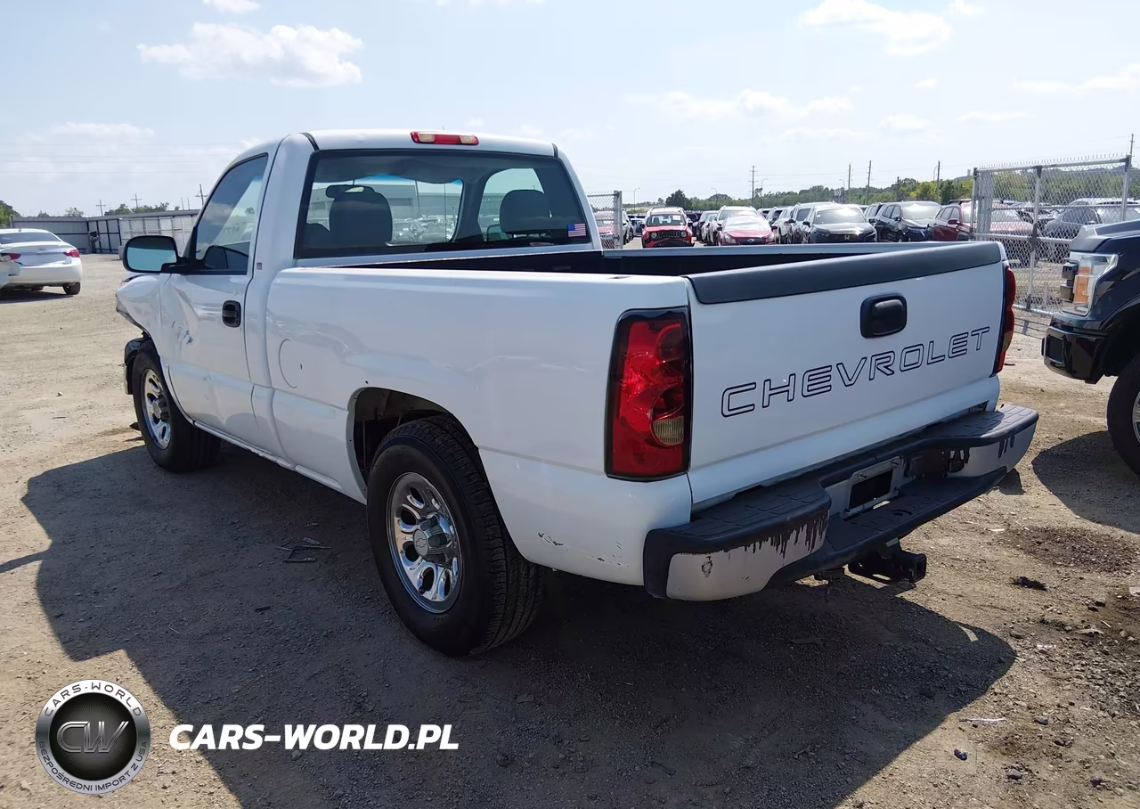 2005 Chevrolet Silverado 1500 Work Truck VIN:1GCEC14X45Z188793 - 3