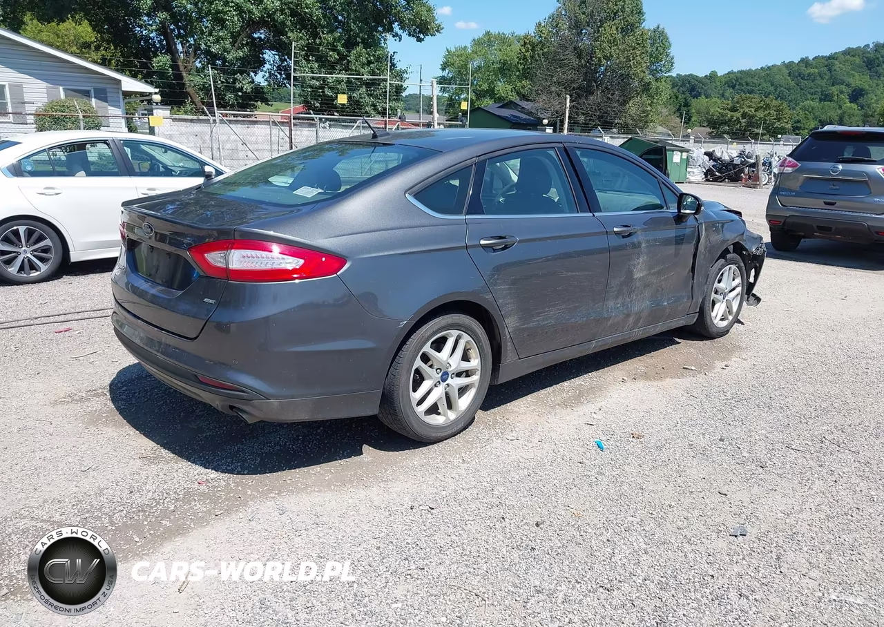2016 Ford Fusion Se VIN:3FA6P0H7XGR379015 - 4