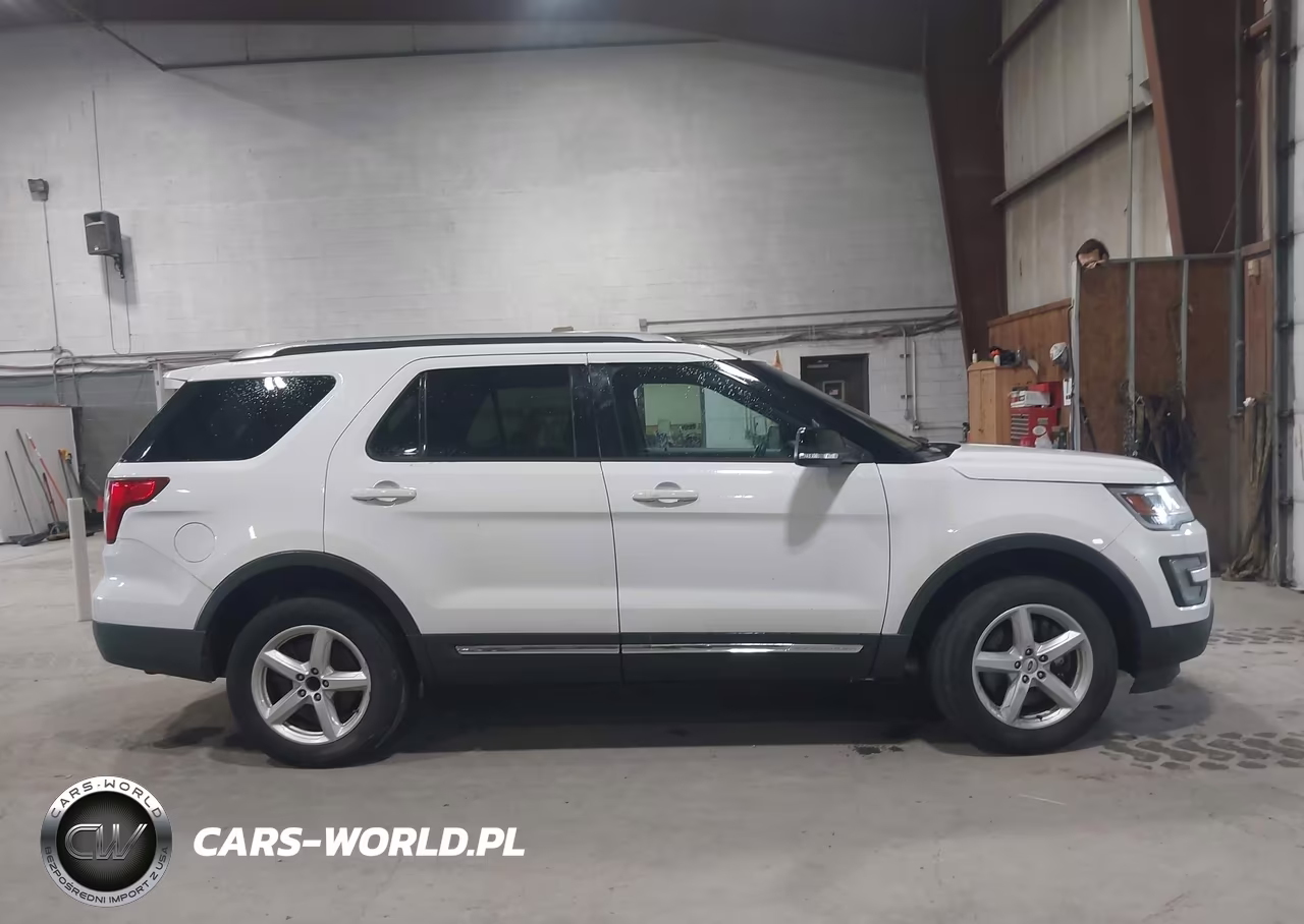 2017 Ford Explorer Xlt VIN:1FM5K8DH6HGA72656 - 14
